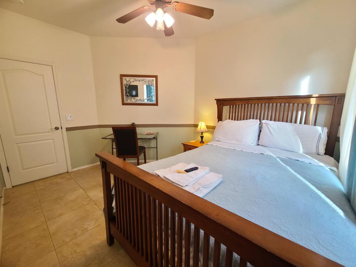 Phoenix Home Near Freeways And Airport Экстерьер фото