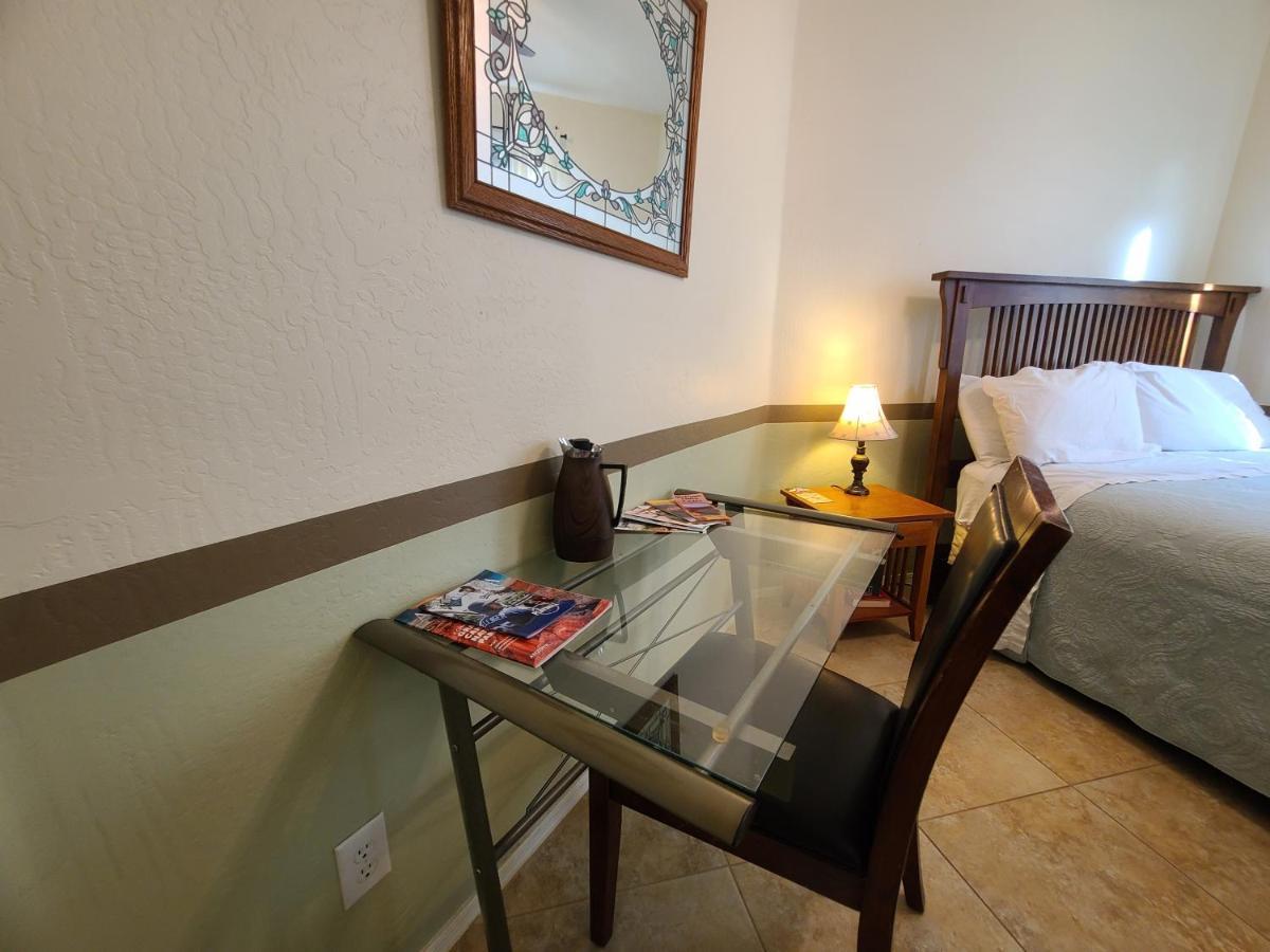 Phoenix Home Near Freeways And Airport Экстерьер фото