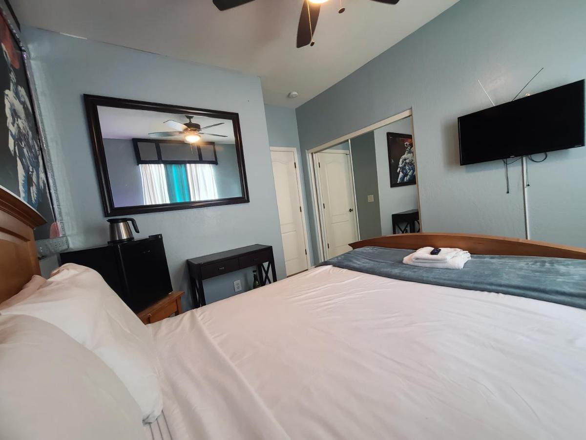 Phoenix Home Near Freeways And Airport Экстерьер фото